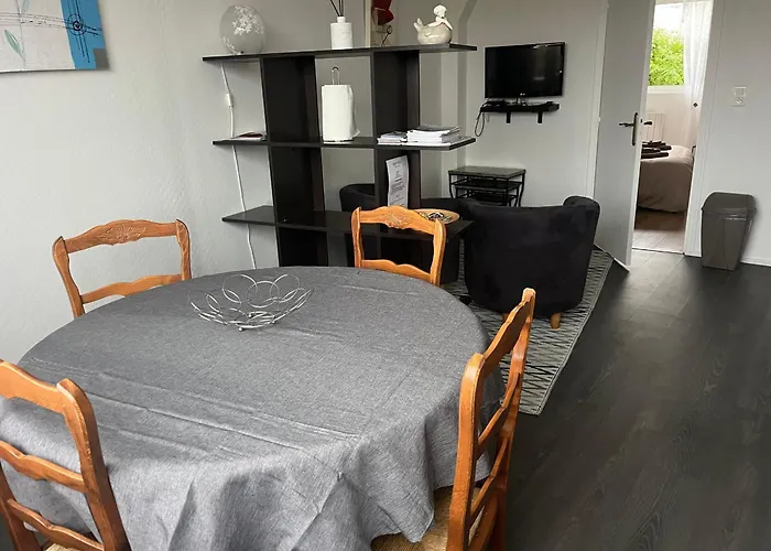 Semesterbostad Authentique En Plein Coeur Du Parc De La Briere, Proche Marais, Terrasse Sud, Equipe - Fr-1-306-1001 *